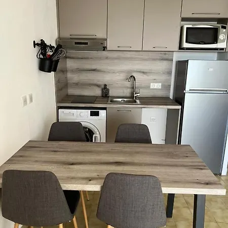 Au Petit Bonheur Vue Mer, Parking, 400m Apartment *